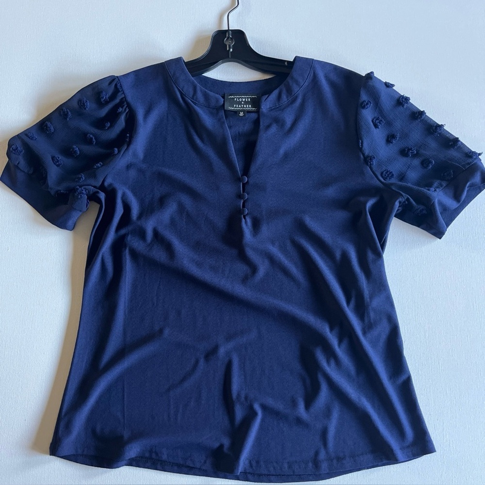 Flower & Feather Women's Short Sleeve Shirt Blouse Pompom Sleeves Navy Medium